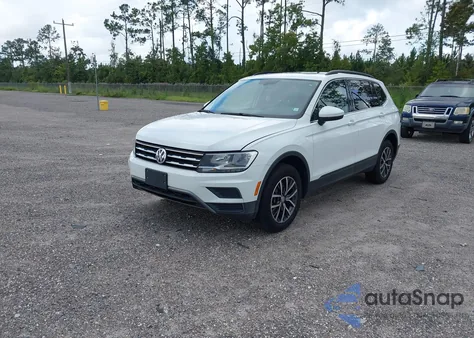 2019 Volkswagen Tiguan 2.0T Se/2.0T Sel/2.0T Sel R-Line/2.0T Sel R-Line Black z USA, uszkodzony, nr VIN 3VV3B7AX9KM052157